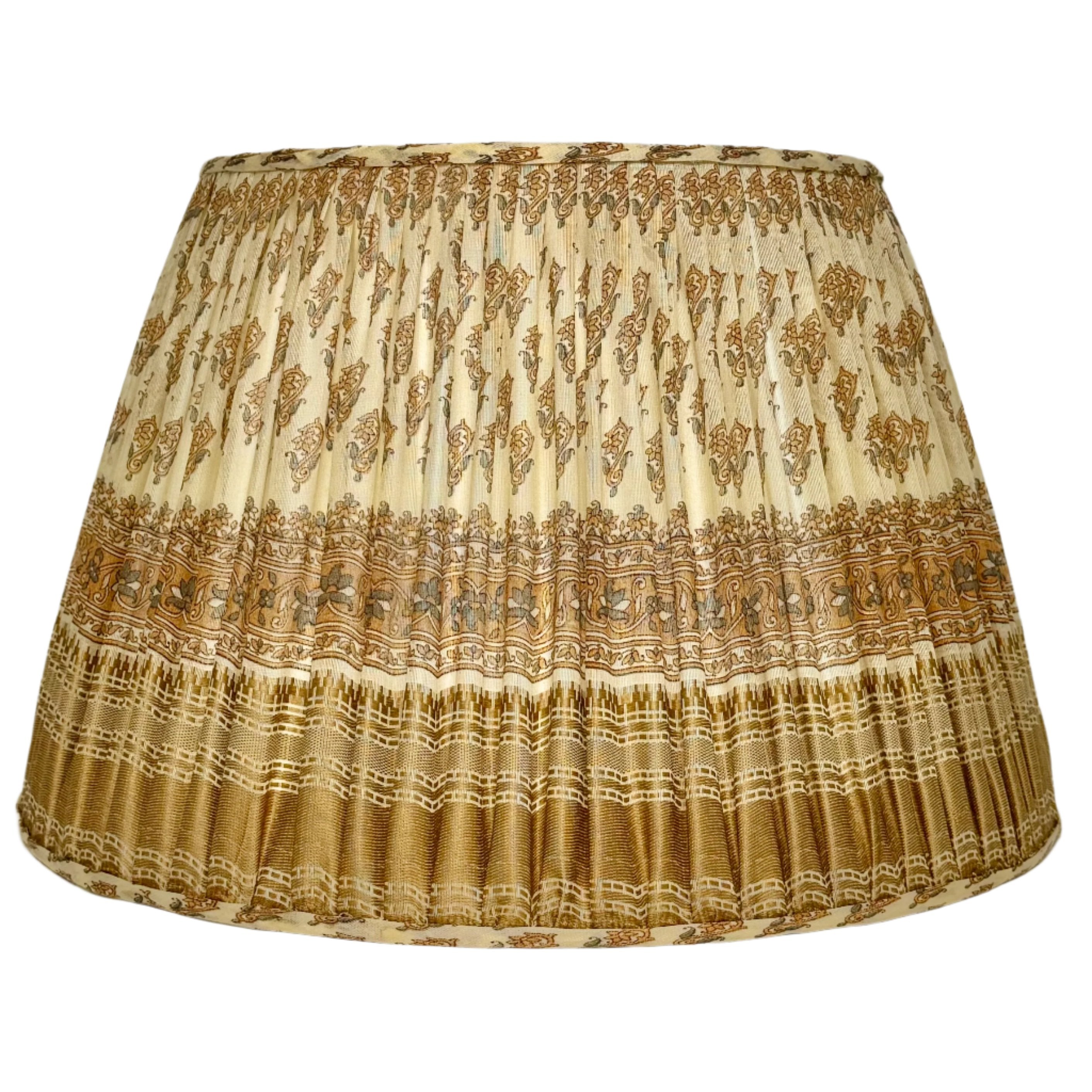 17" Pembroke Saree Cream with Aged Gold