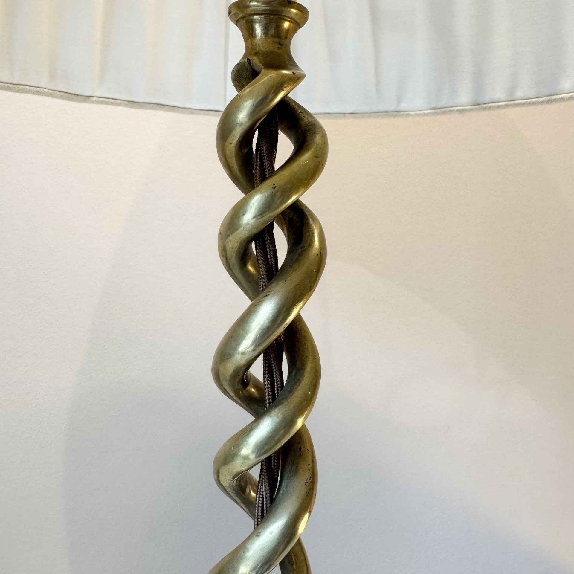 Vintage Brass Barley Twist Table Lamp