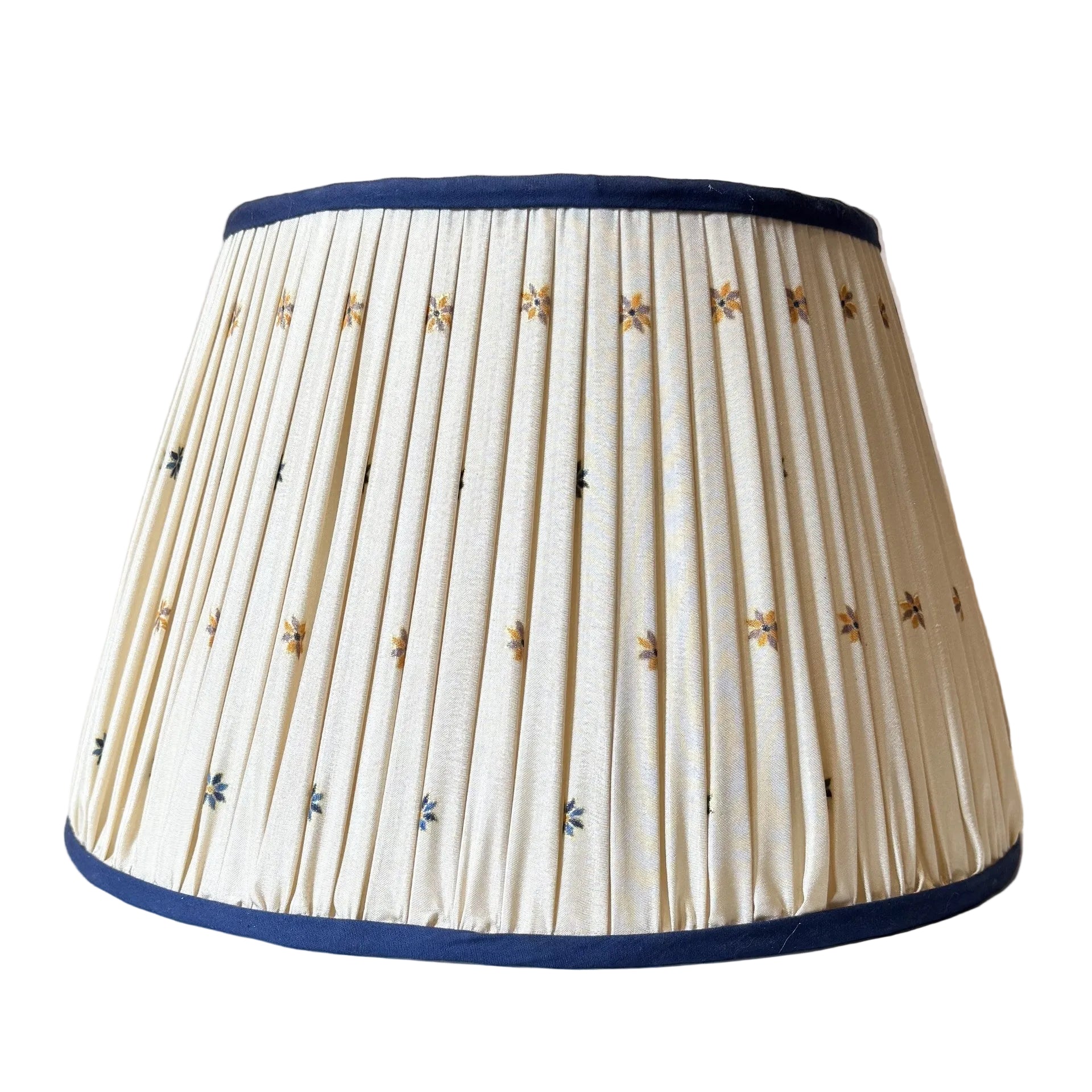 14" Pembroke Sari Cream Silk Lampshade