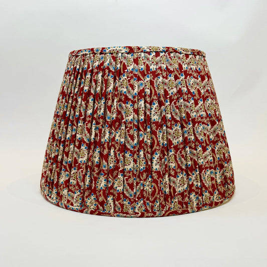 16" Pembroke Red & Blue Paisley Gathered Shade