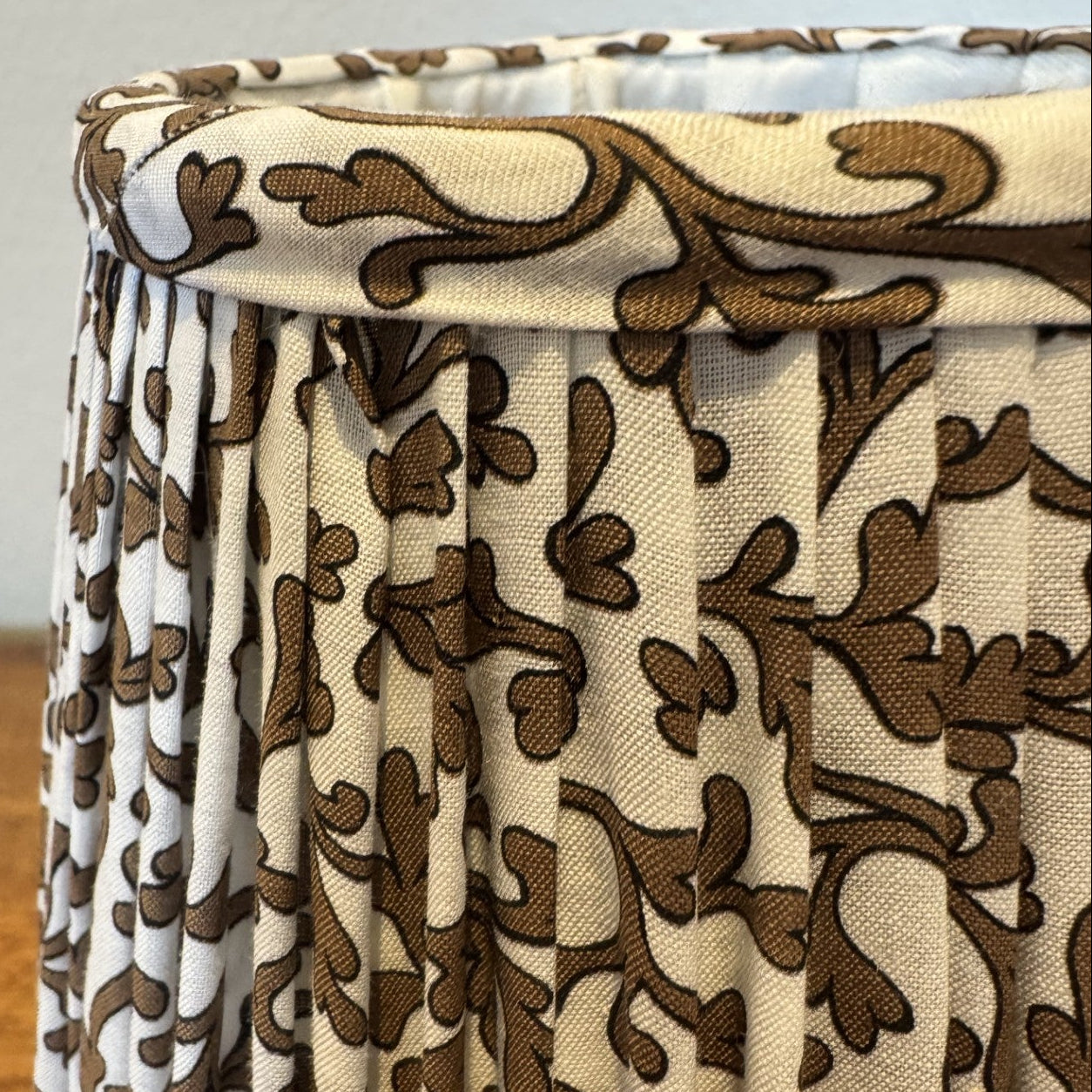 6" Empire Brown and White Cotton Gathered Lampshade
