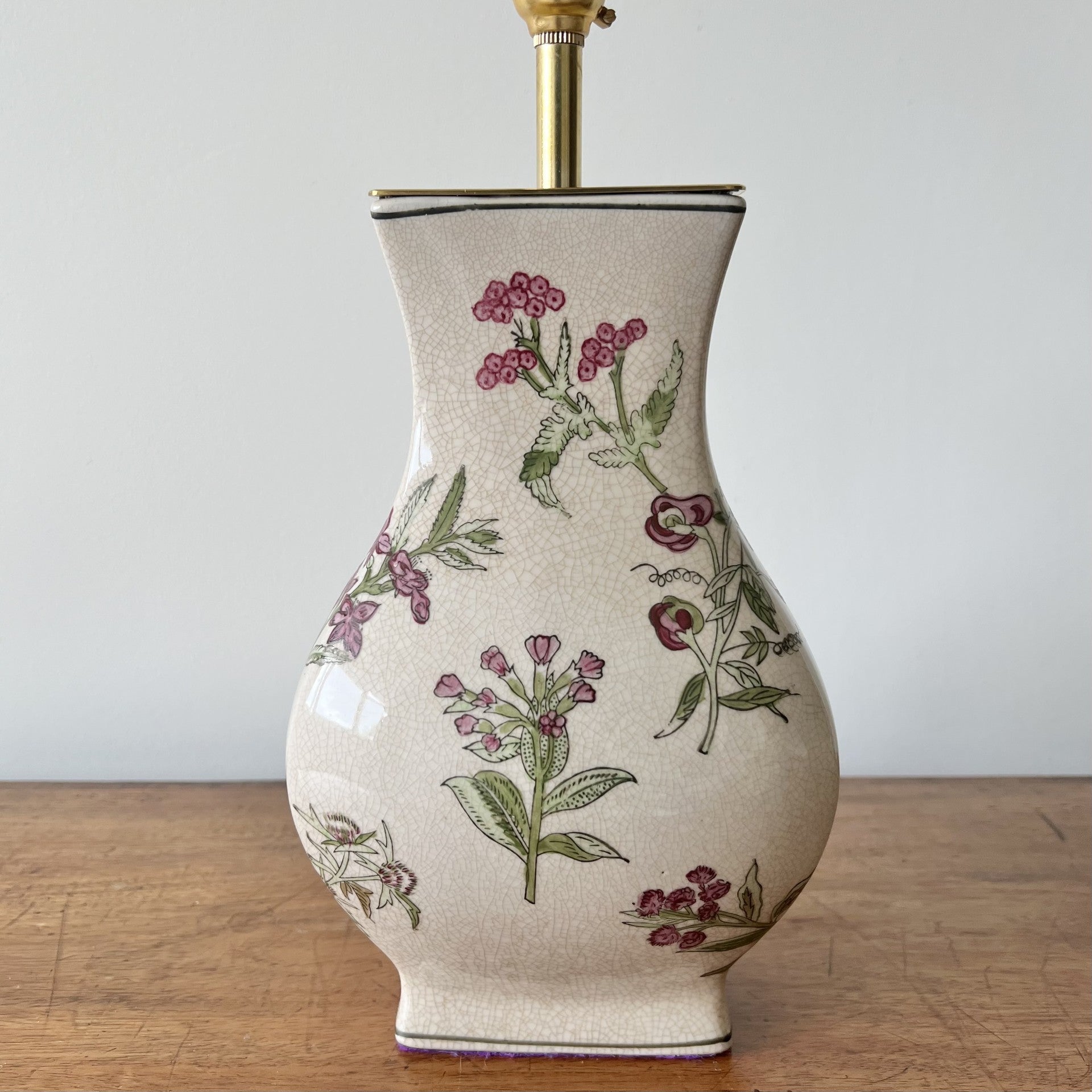 Vintage floral ceramic vase table lamp