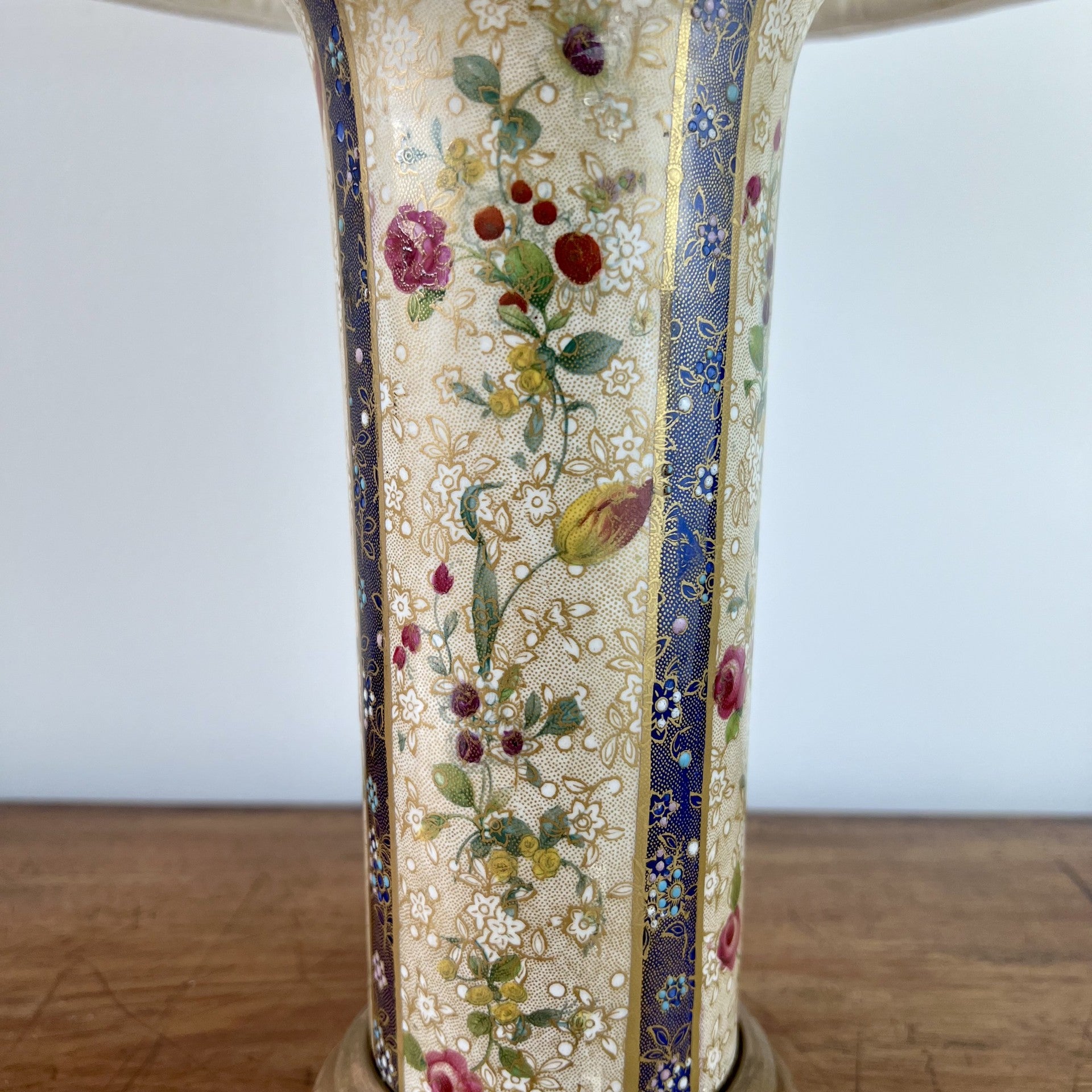 Vintage ceramic cylindrical table lamp with gilt base