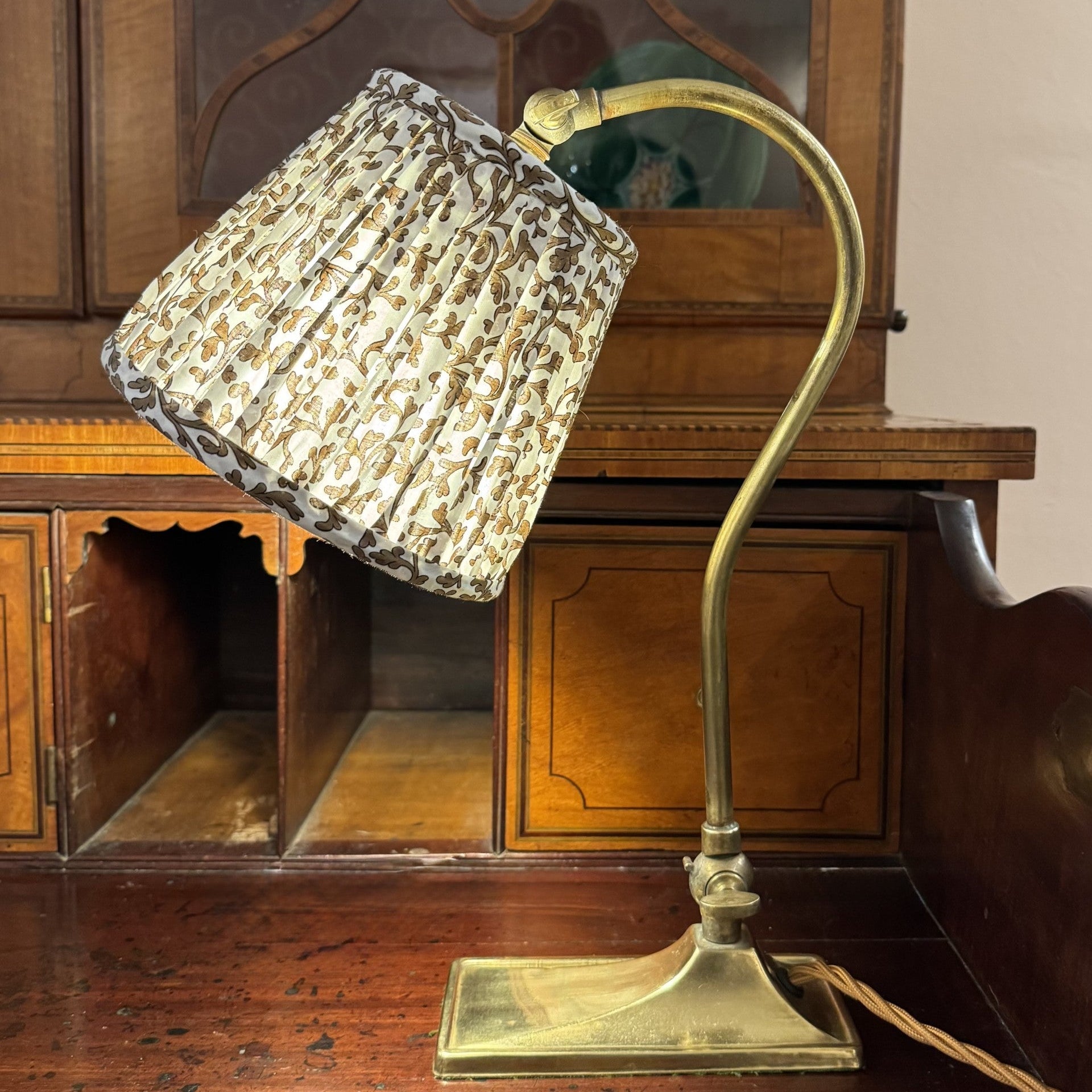 6" Empire Brown and White Cotton Gathered Lampshade